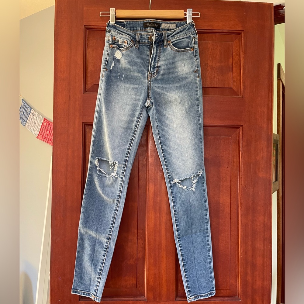 aéropostale ripped jeggings
